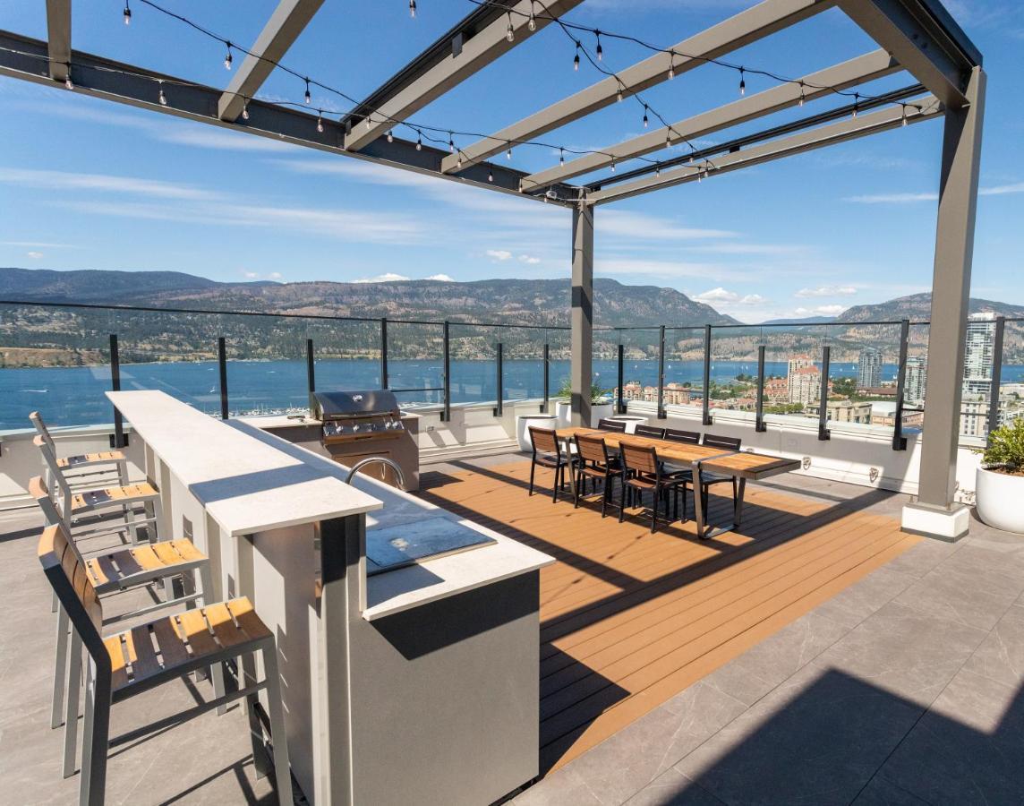 Awesome View 21 Two Bedroom One Bath Downtown Lake View Near Beach Κελόουνα  Εξωτερικό φωτογραφία